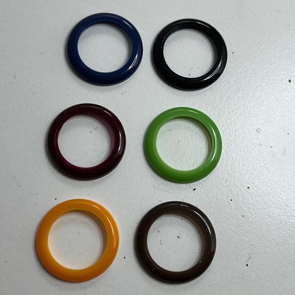 6 Gucci "Bezels" for the 1100, 11/12.2 and 1200 series interchangeable - Picture 2 of 9